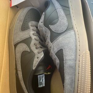 New in box Nike Low Termiantor shoe.
